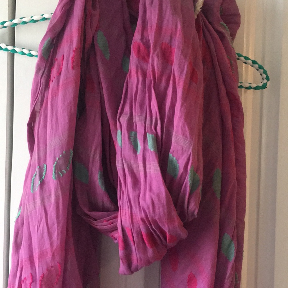 Scarf - Picture 2 of 2